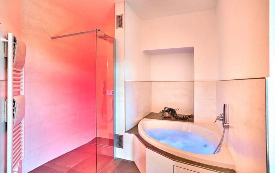 Double Room | Bathroom | Hair dryer, towels