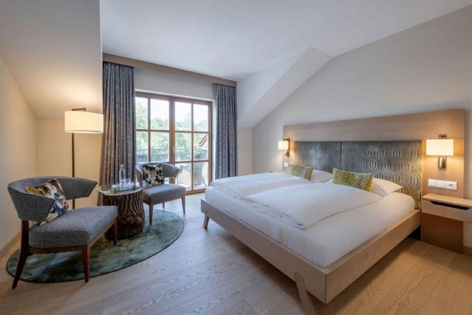 Double Room | In-room safe, free WiFi