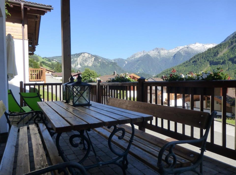 Chalet | Balcony