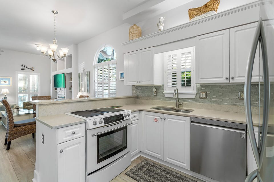Cotton Candy Kitchen Alt 2