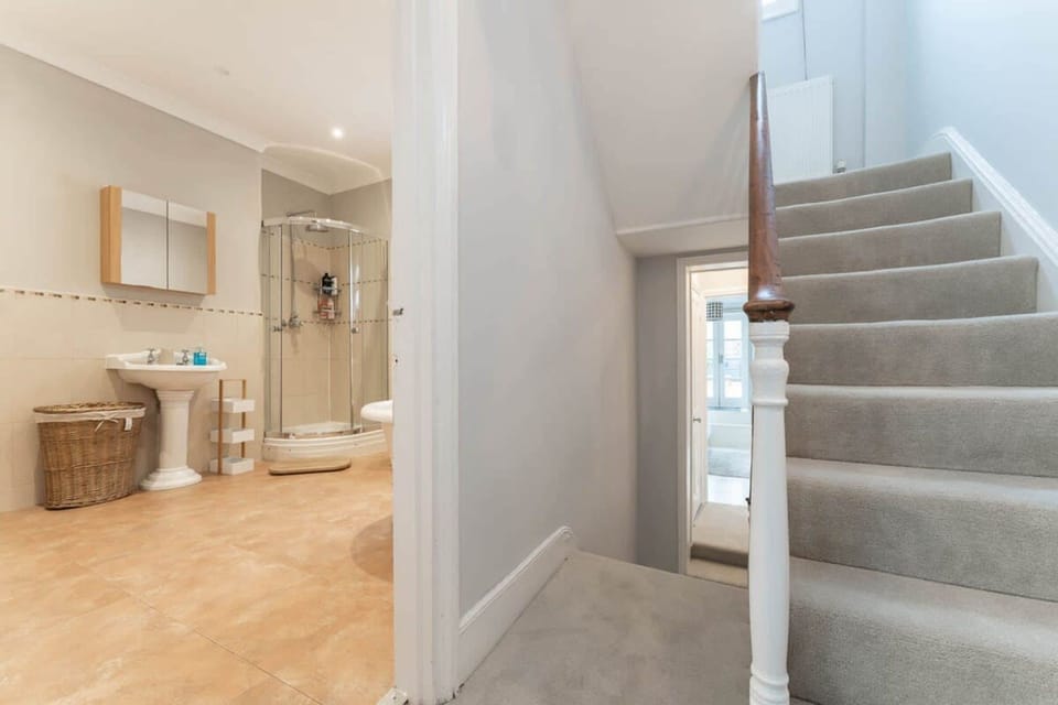 Host Stay Temple Street Townhouse House in Hove