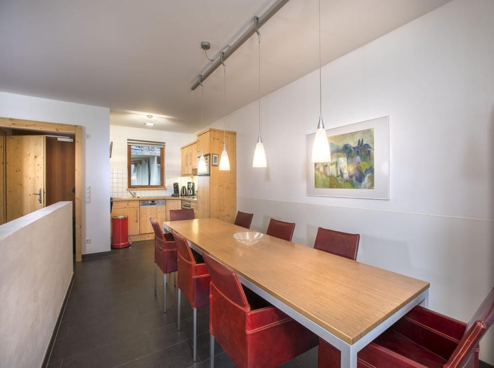 House | Dining