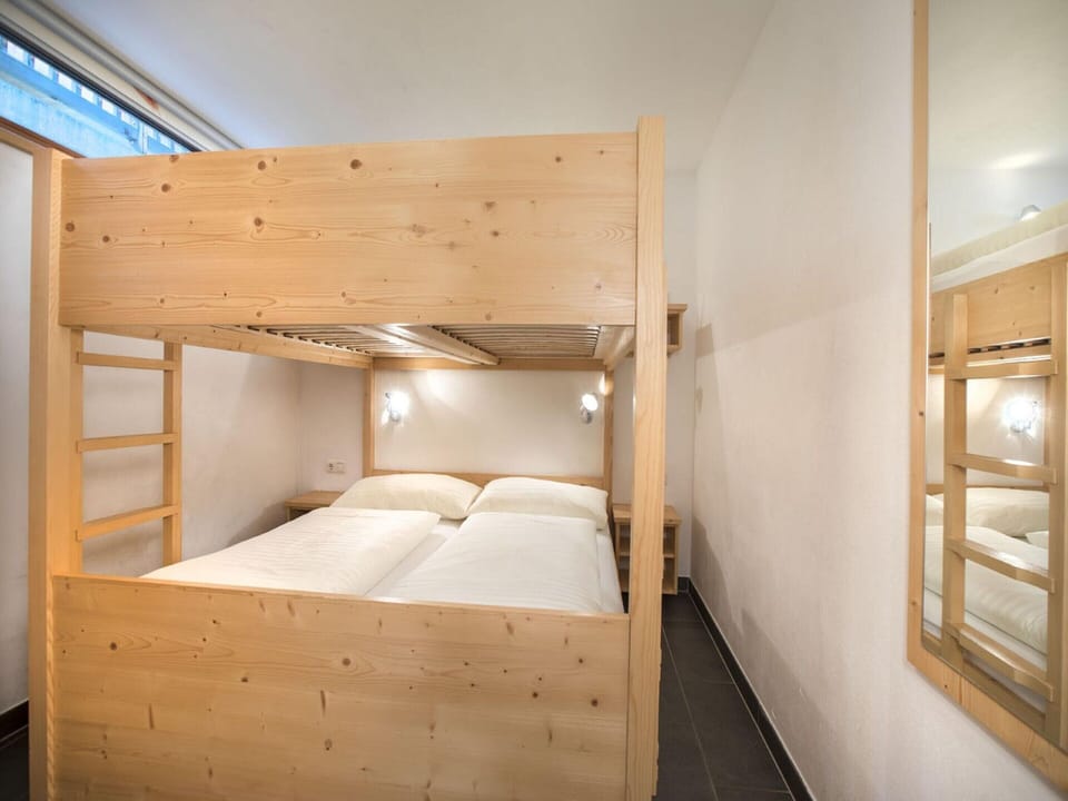 House | 3 bedrooms, bed sheets