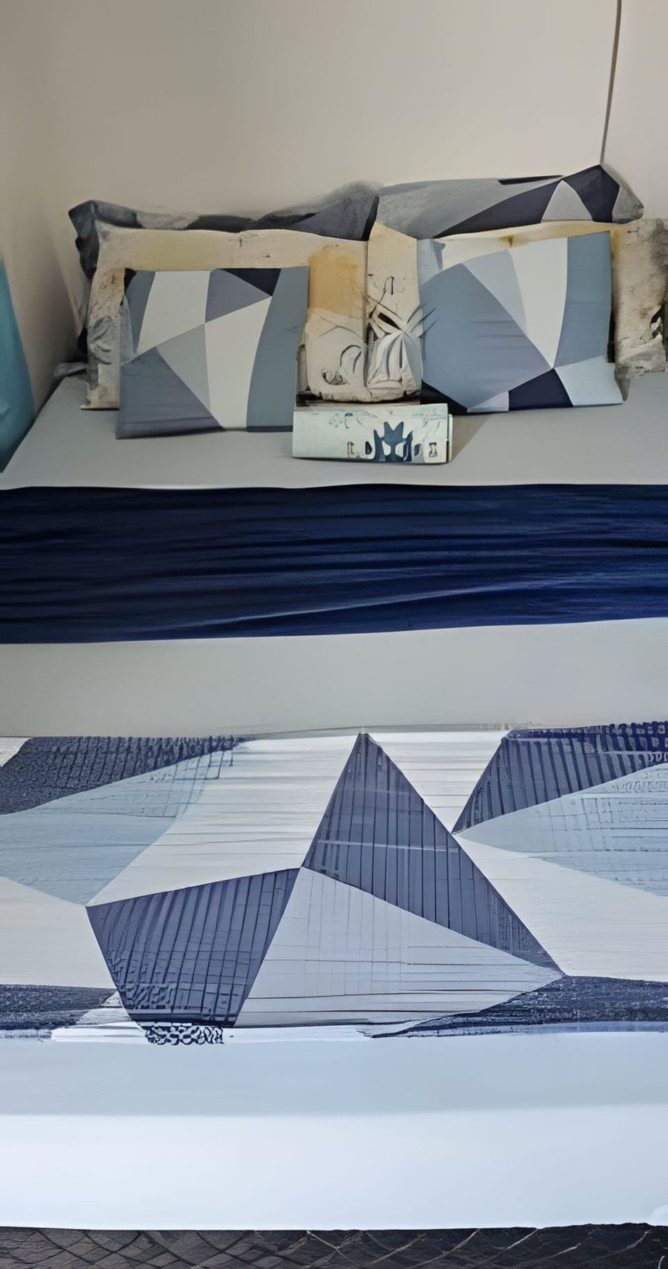 1 bedroom, desk, free WiFi, bed sheets
