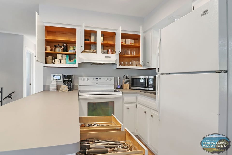 Fully equipped kitchen