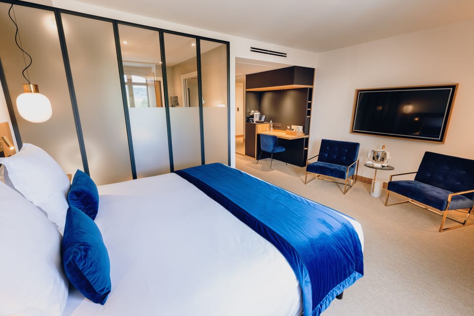 Junior Suite Albert | Premium bedding, minibar, in-room safe, desk