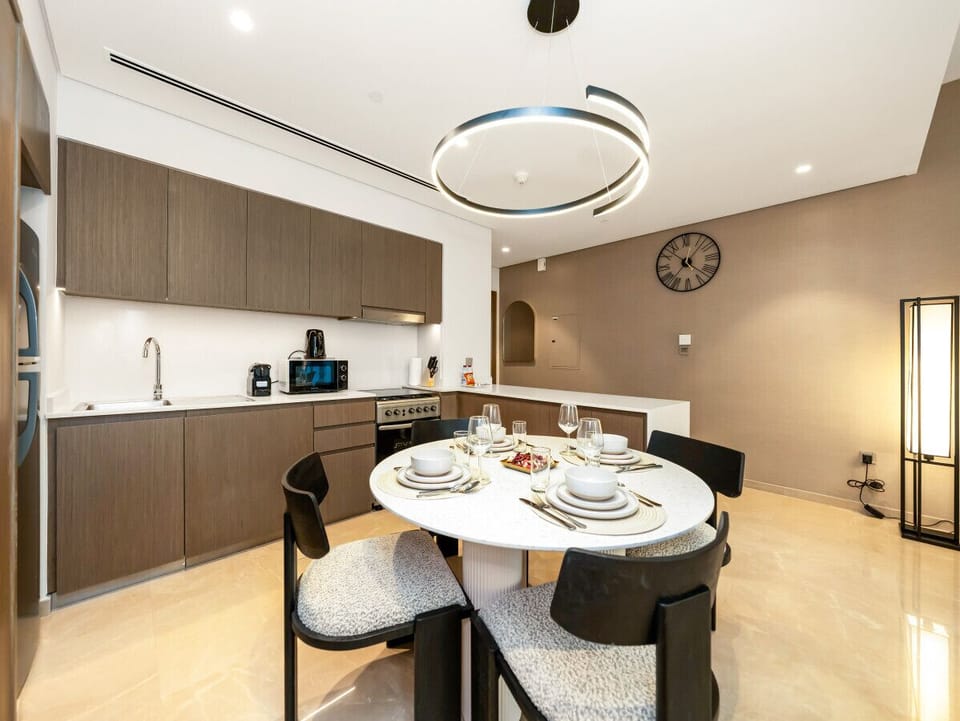 Fully Equipped Modern Kitchen and dining