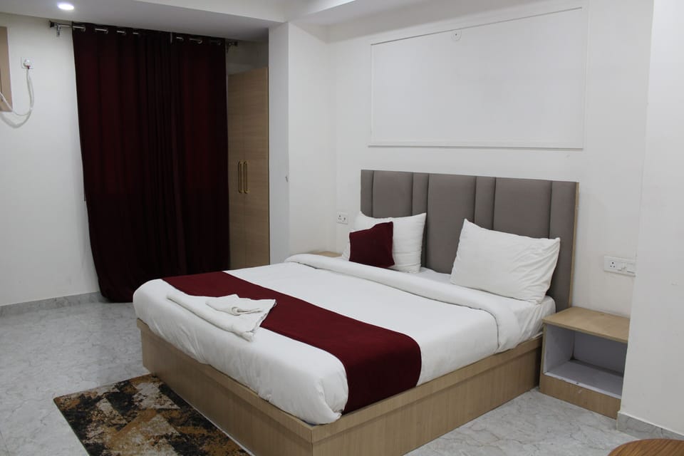 Super Deluxe Room | Egyptian cotton sheets, premium bedding, down comforters