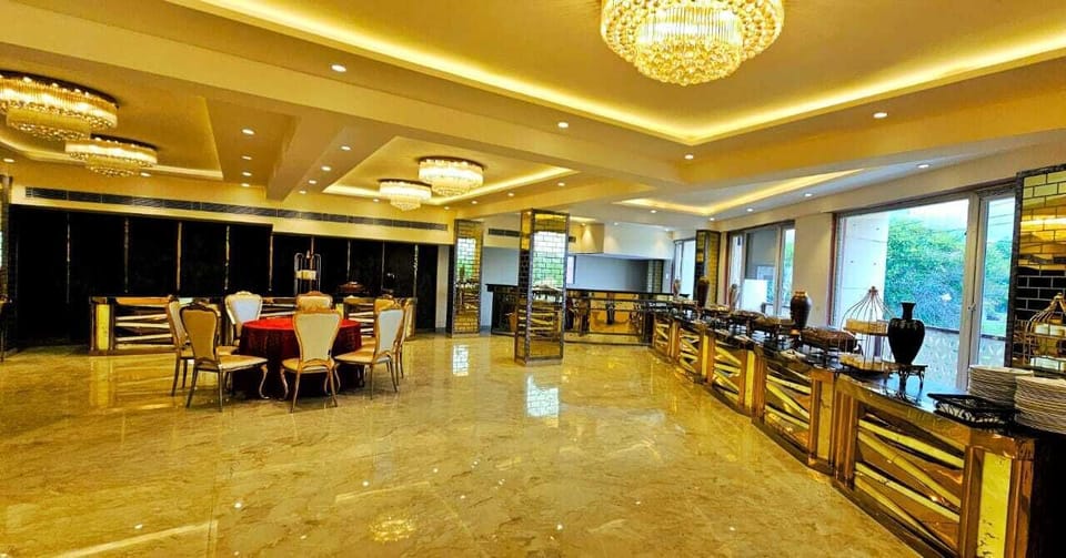 Hotel Castle Grand Hotel in New Delhi