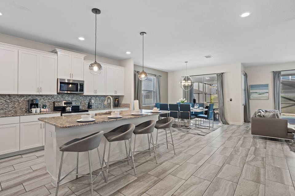 House (6 Bedrooms) | Property amenity