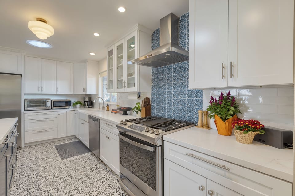 Beautiful tile backsplash and floors.