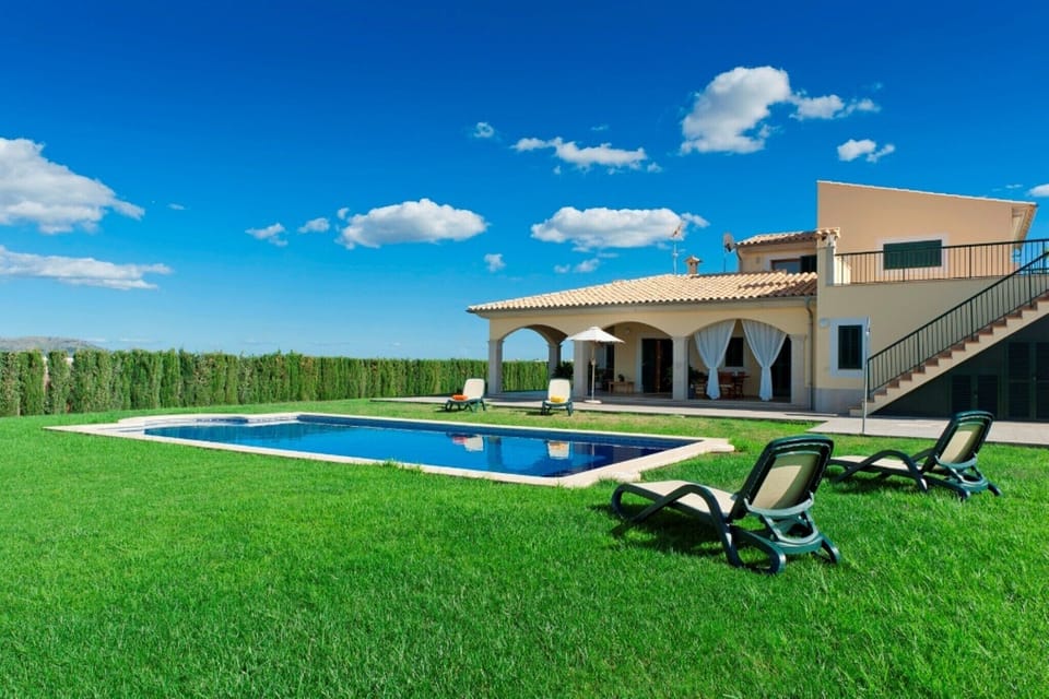 Holiday Home Exterior [summer]