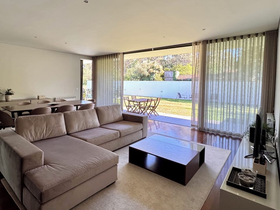 House, 3 Bedrooms, Accessible, Private Pool | Living room