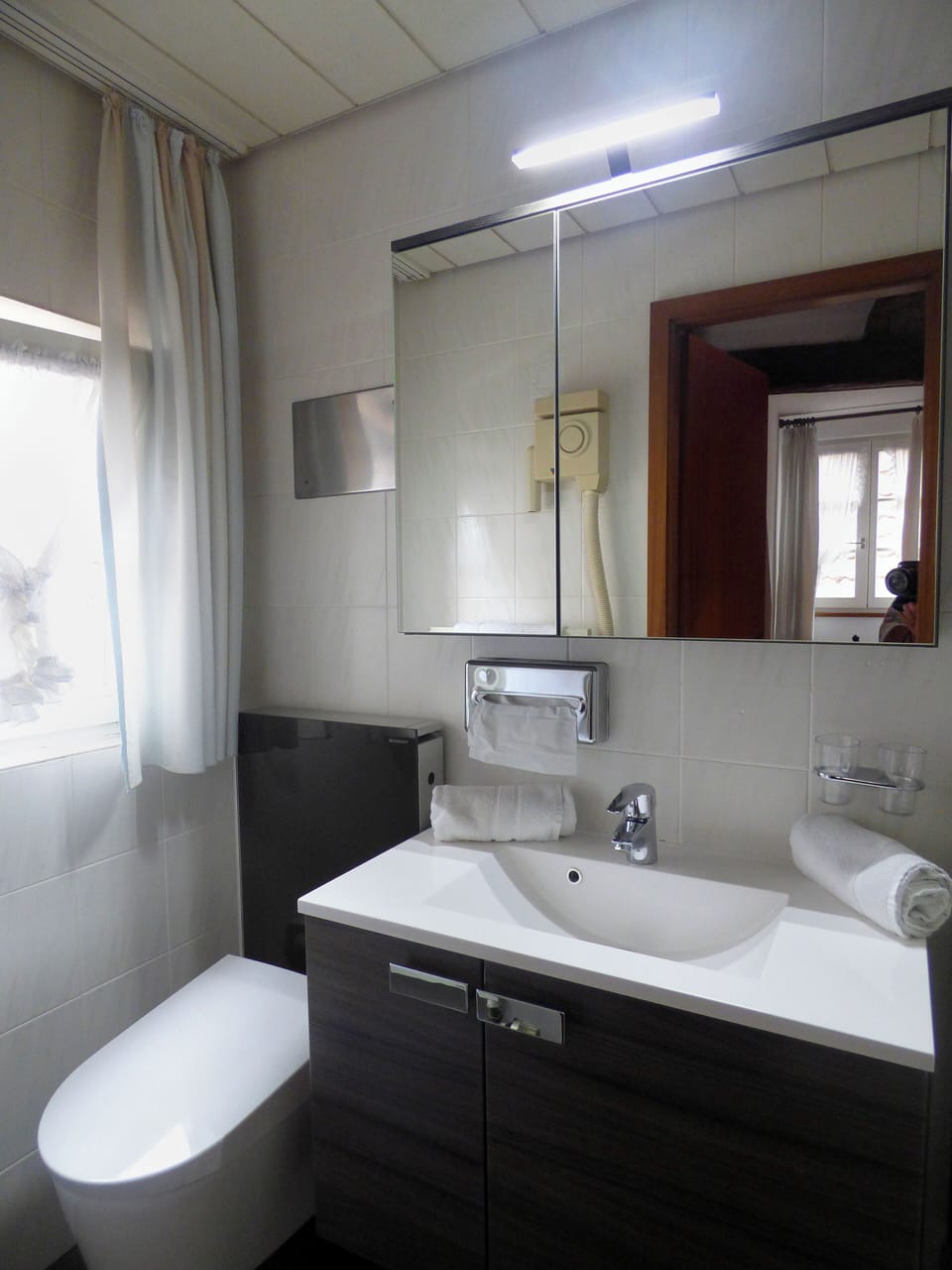 Free toiletries, hair dryer