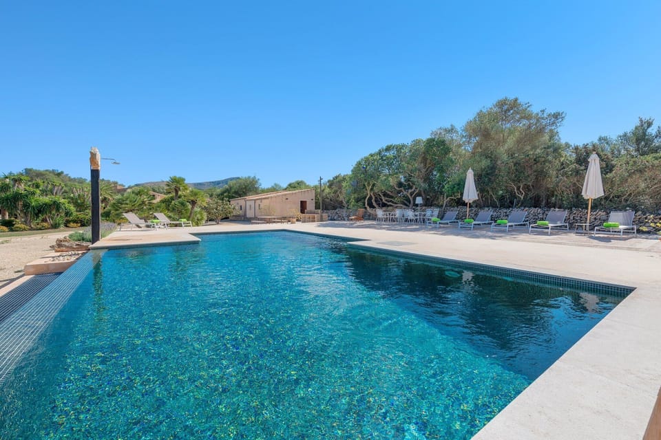 Holiday Home Swimming Pool