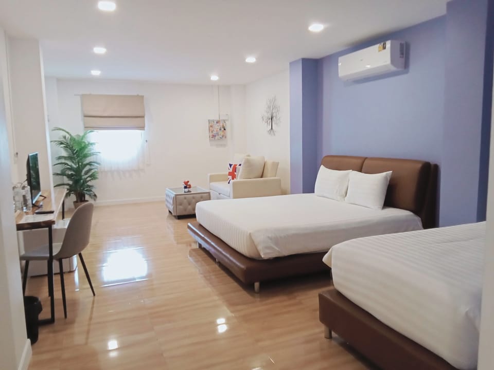 Family Studio, Balcony | Desk, laptop workspace, free WiFi