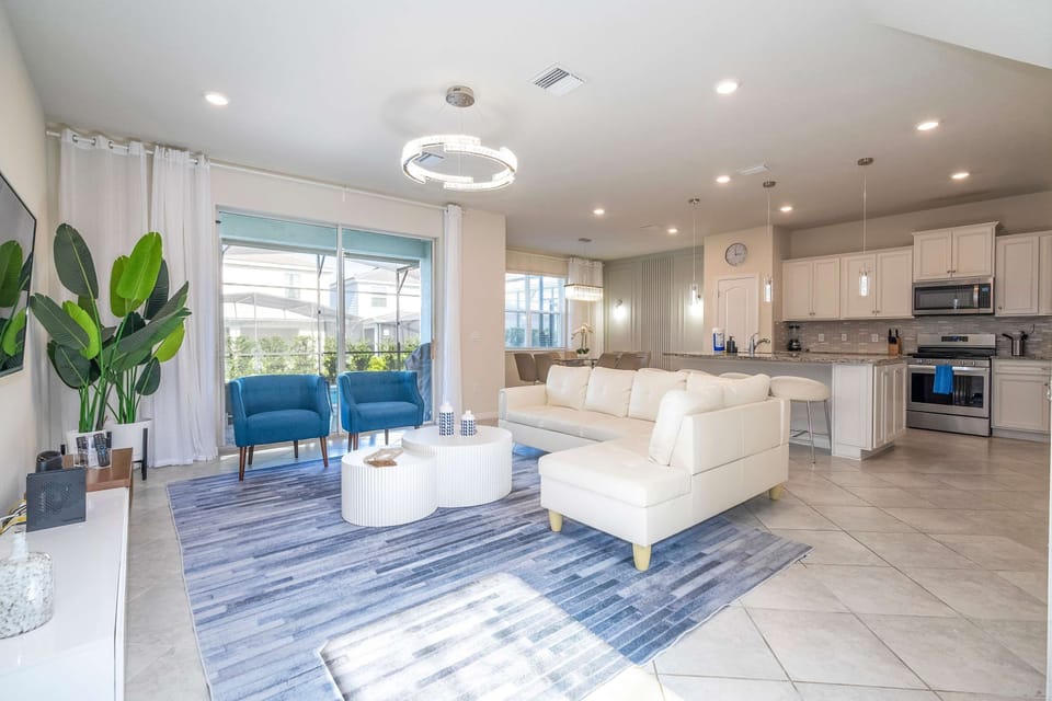 House | 5 bedrooms, high-speed internet