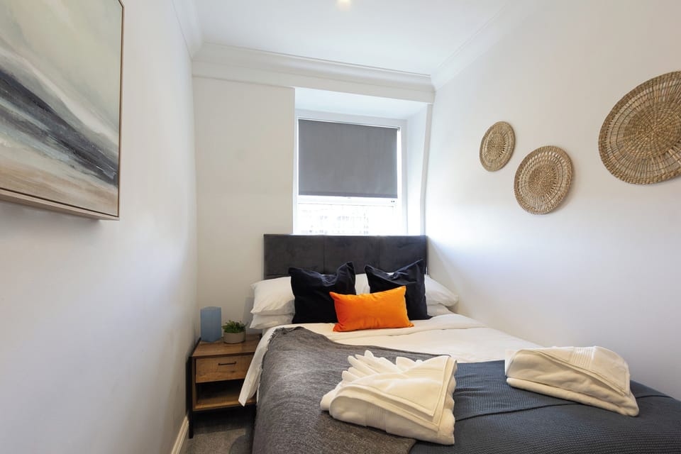 Apartment | 2 bedrooms, iron/ironing board, free WiFi, bed sheets