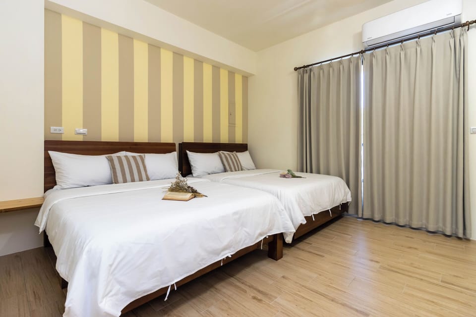 Comfort Quadruple Room, Balcony | Free WiFi
