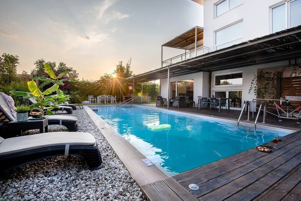 pool area