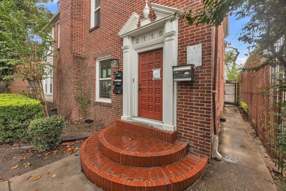 Duplex, 1 Bedroom | Exterior detail