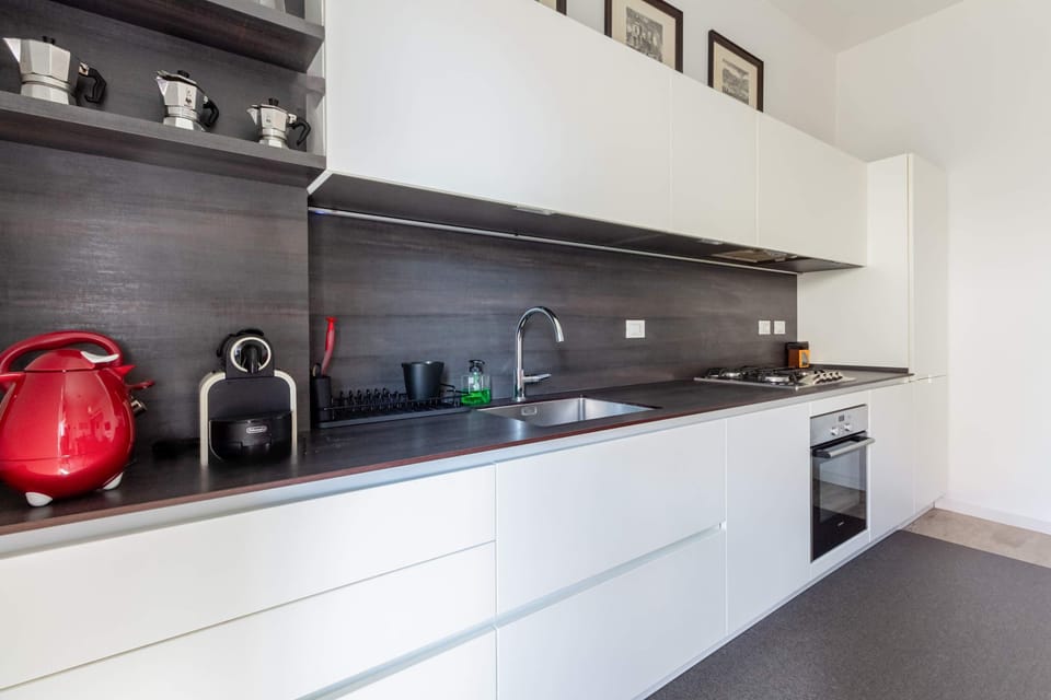 House | 2 bedrooms, desk, Internet