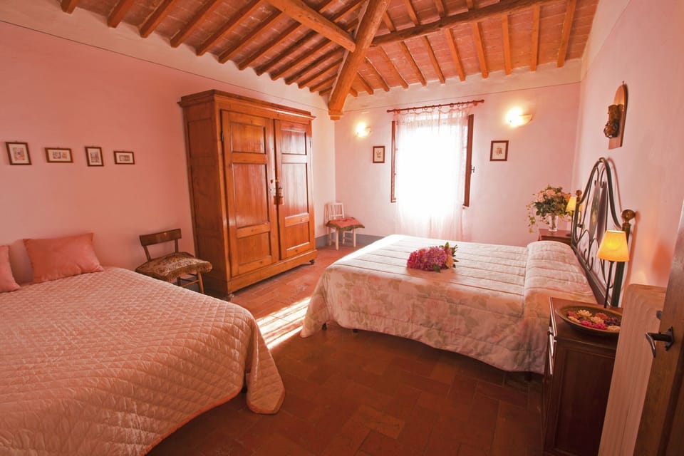 Apartment, 3 Bedrooms, 2 Bathrooms | Iron/ironing board, free WiFi, bed sheets