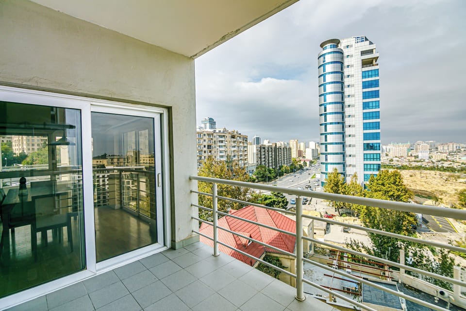 Apartment, Sea View | City view