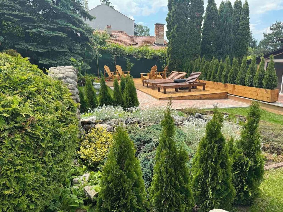 House, 3 Bedrooms, Balcony, Garden View | Terrace/patio