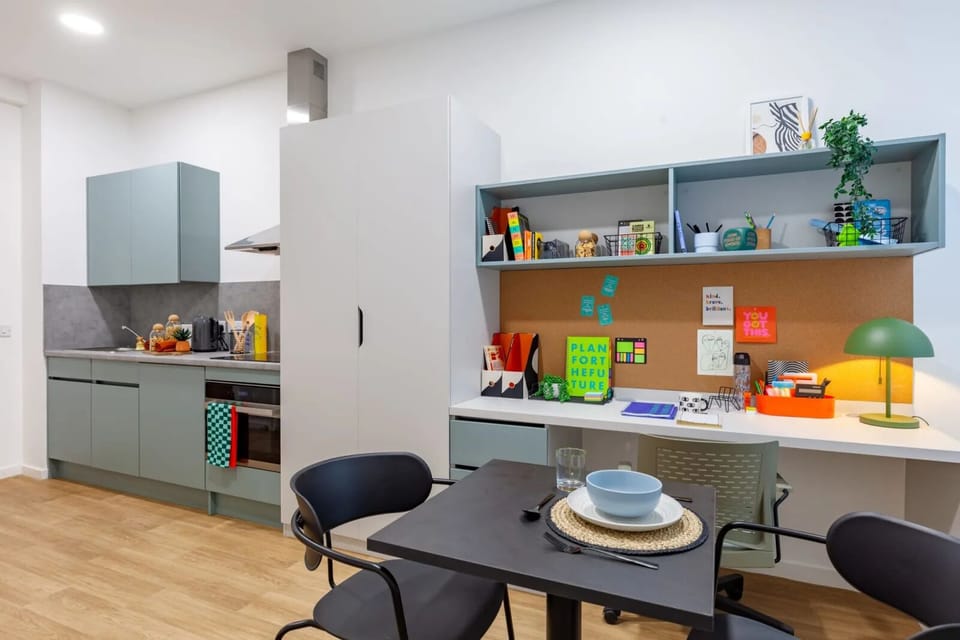 Private kitchenette