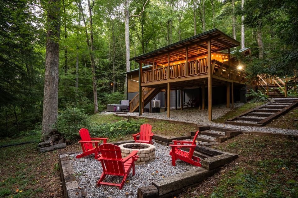 "The cabin was beautiful & the fire pit made for an awesome sunset hangout."-SAM