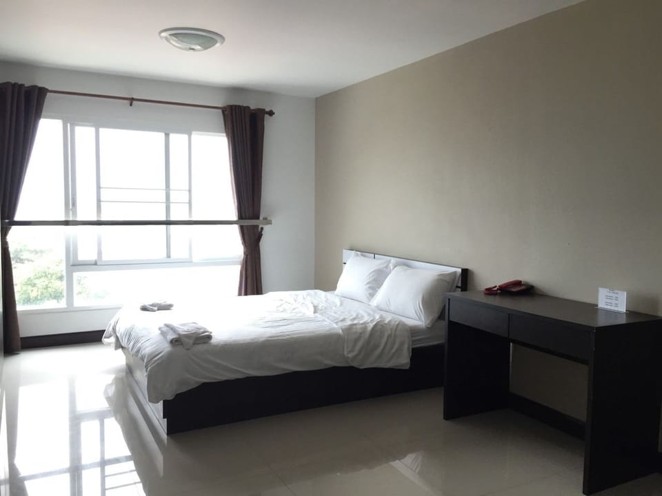 Studio | Desk, free WiFi, bed sheets