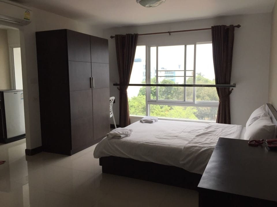 Studio | Desk, free WiFi, bed sheets