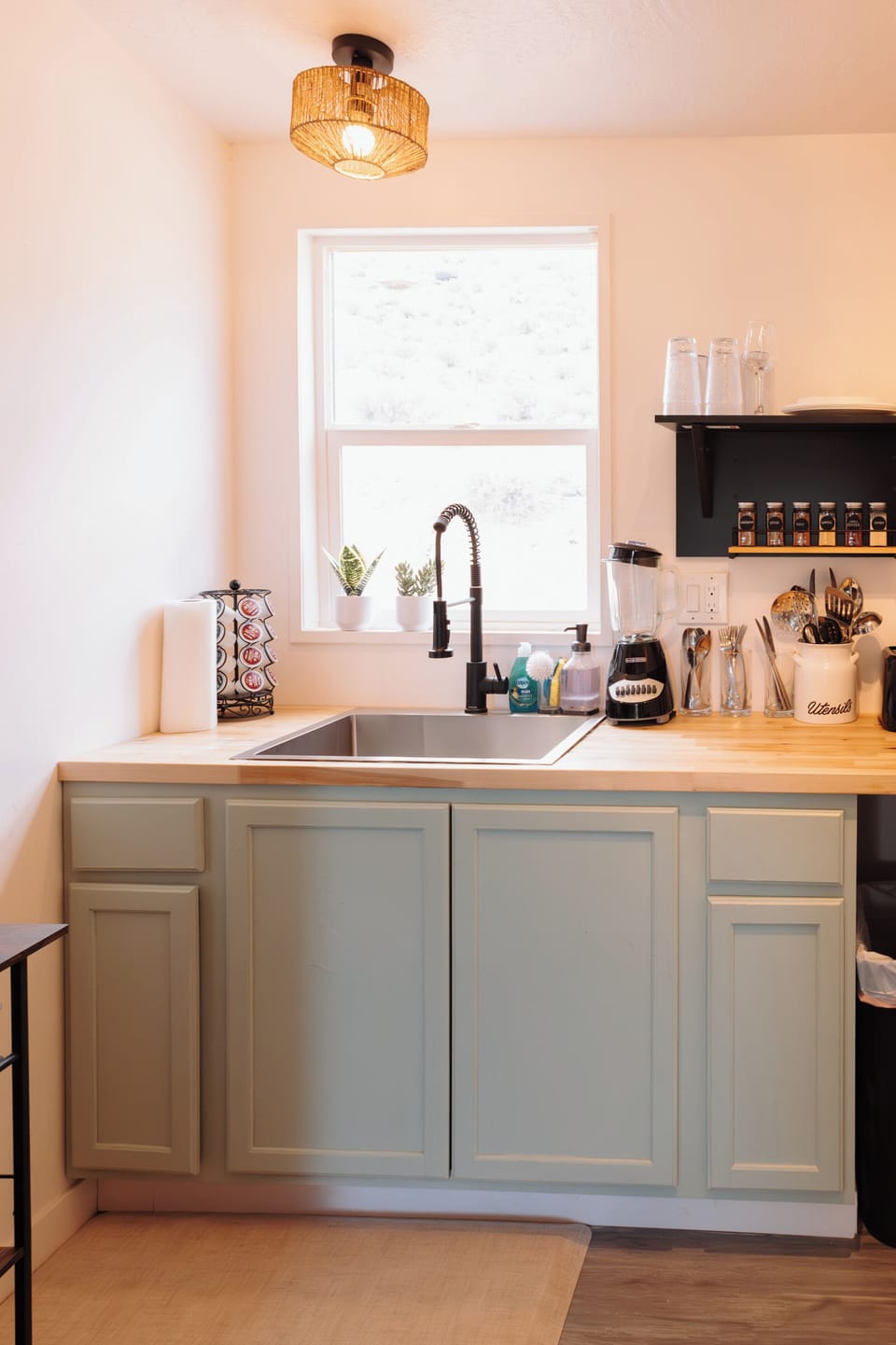 Green kitchen