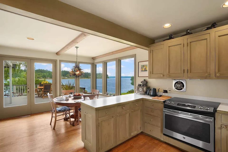 Enjoy whipping up some delicious meals here!