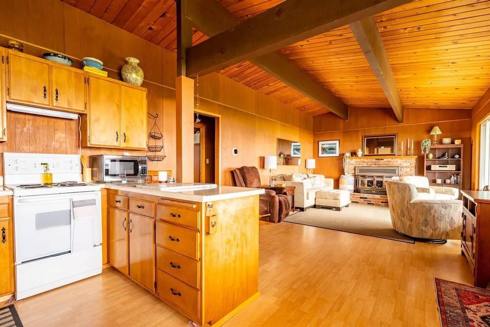 An open concept to allow more sunlight in