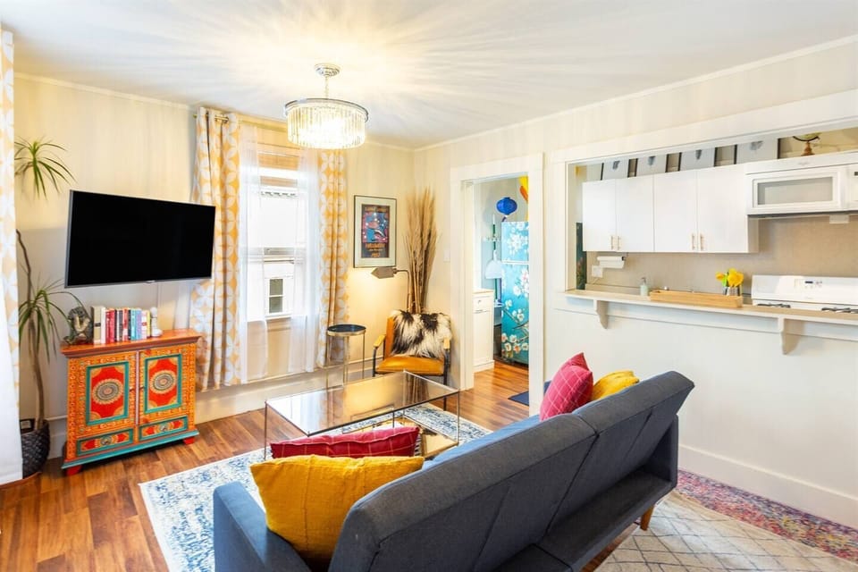 Vibrant entertainment space