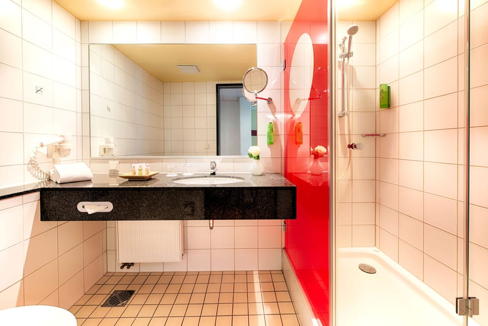 Hair dryer, towels
