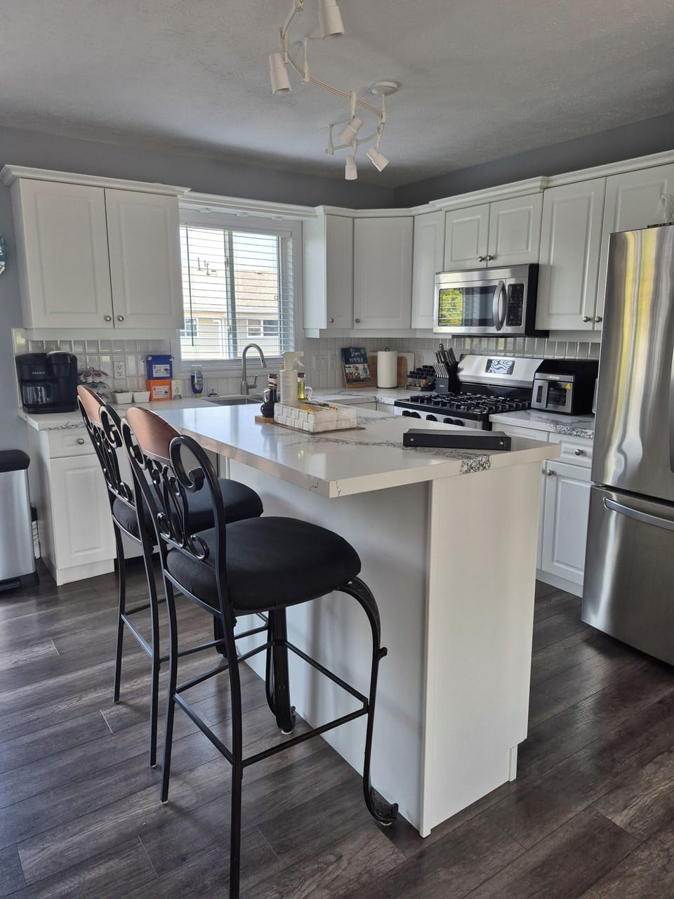 Fully equipped kitchen perfect for preparing meals for loved ones