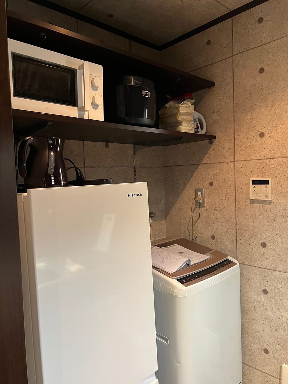 Luxury Suite, City View | Private kitchen | Fridge, microwave, stovetop, rice cooker
