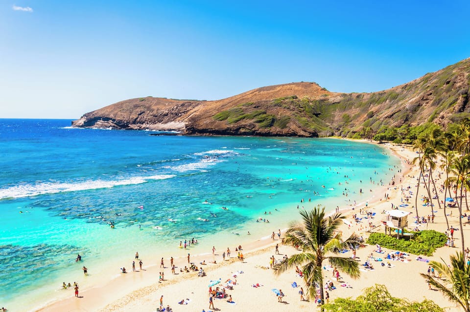 Beach nearby, white sand, beach towels, snorkeling