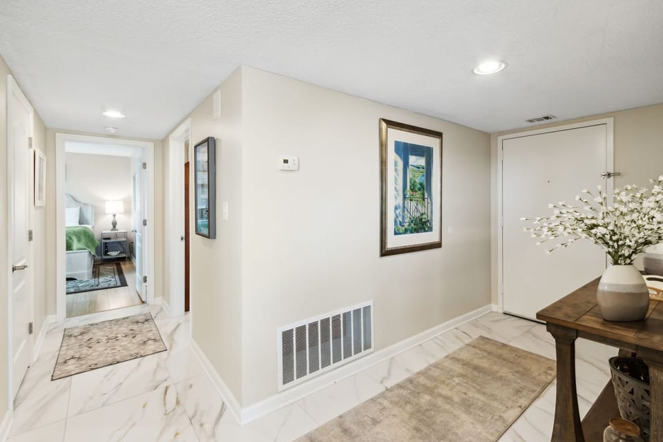 Looking at Entry and towards the Primary