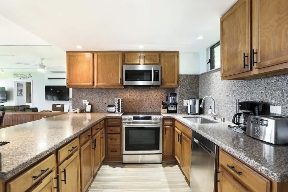 102A Kitchen