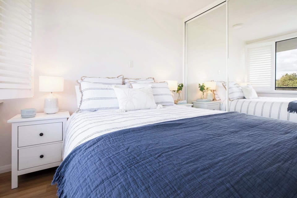 Queen Bed