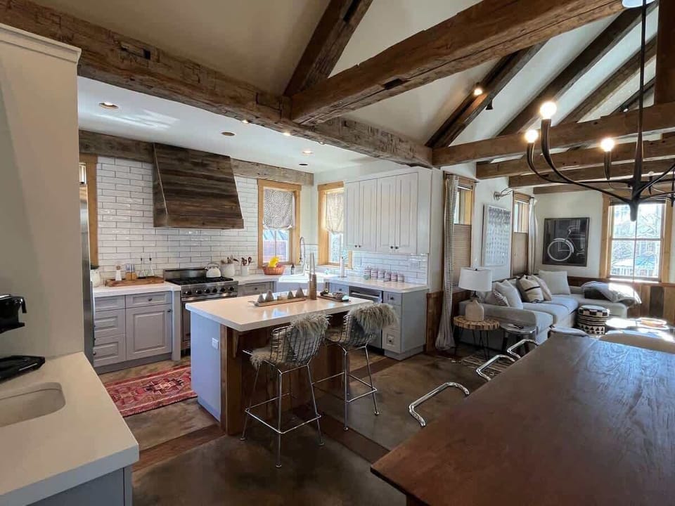 Dinning Room/Kitchen 