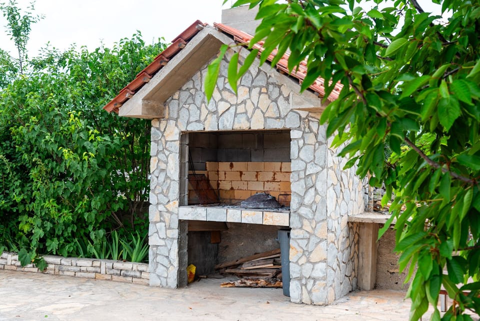 BBQ/picnic area