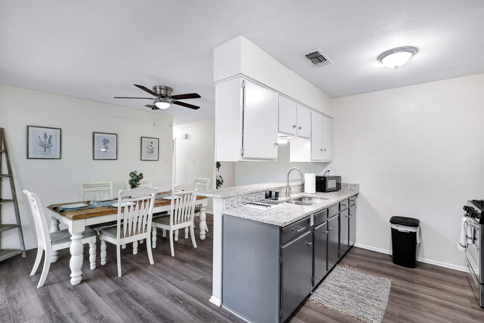 Spacious, luminous and cozy!