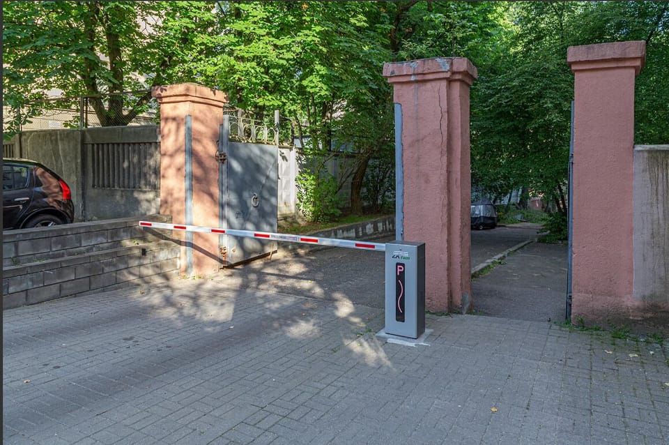 Free self parking