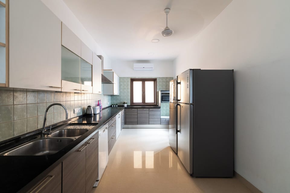 Luxury Villa, Balcony | Private kitchen | Fridge, microwave