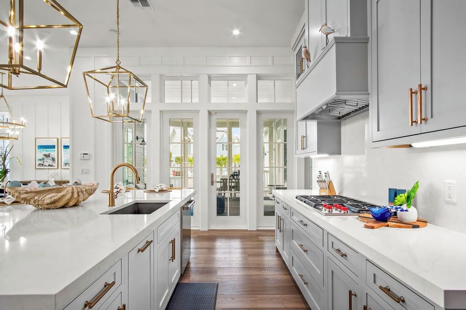 1st Floor, Kitchen